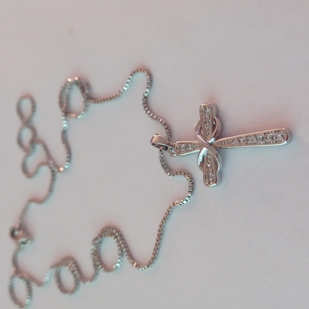 Dazzling Silver Cross Necklace, 16 Inch Chain, 925 Silver